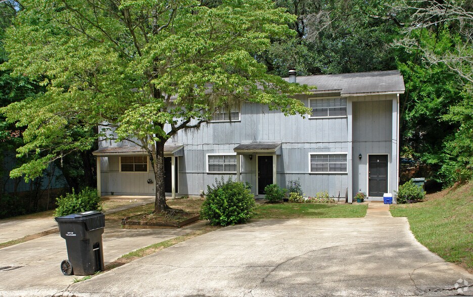 2414 Ramblewood Ct, Tallahassee, FL à vendre - Photo du bâtiment - Image 2 de 2