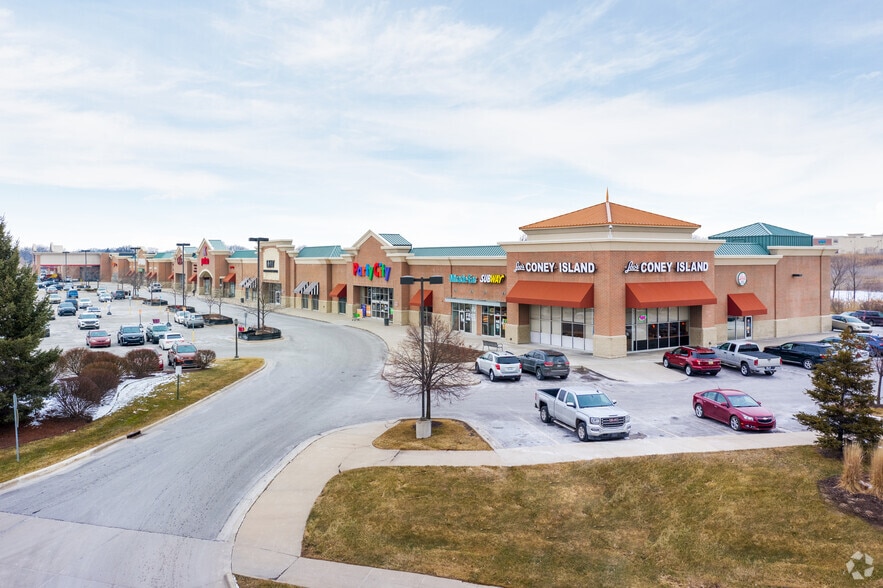 23111-23233 Outer Dr, Allen Park, MI for lease - Building Photo - Image 3 of 9