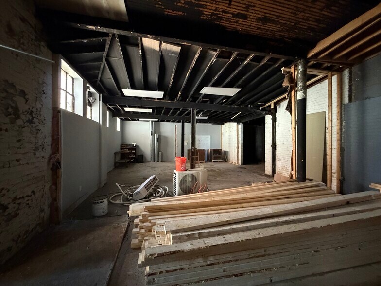 343 W Pike St, Covington, KY à louer - Photo du bâtiment - Image 3 de 6