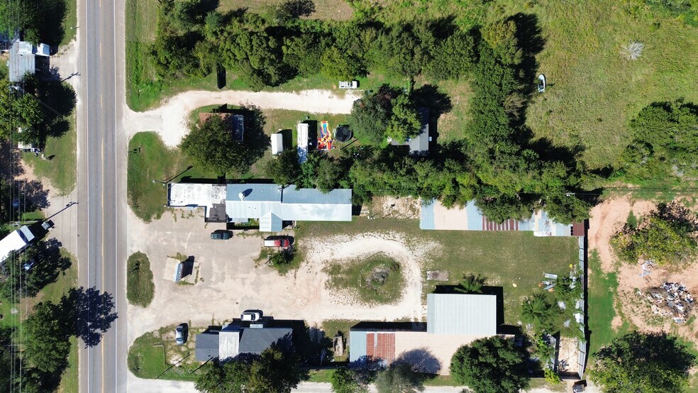 439 FM 2604, Whitney, TX à vendre - Photo du bâtiment - Image 2 de 14