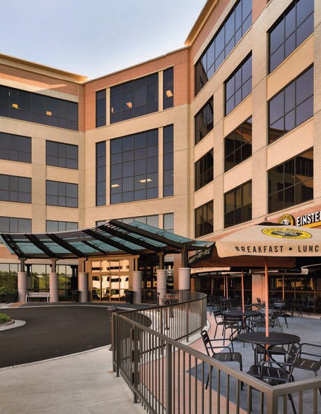 1200 N State St, Jackson, MS à louer - Photo du bâtiment - Image 3 de 7