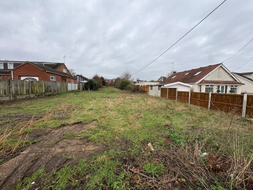 131 Norwich Rd, Norwich for sale Primary Photo- Image 1 of 6