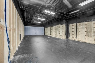 11 Mile Hill Rd, Newtown, CT à louer Photo intérieure- Image 1 de 2