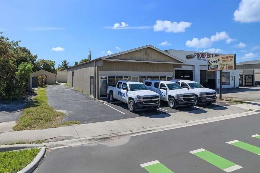 200 W Prospect Rd, Oakland Park, FL à vendre - Photo du bâtiment - Image 2 de 57