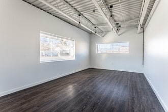800 Hilton Rd, Ferndale, MI for lease Interior Photo- Image 1 of 2