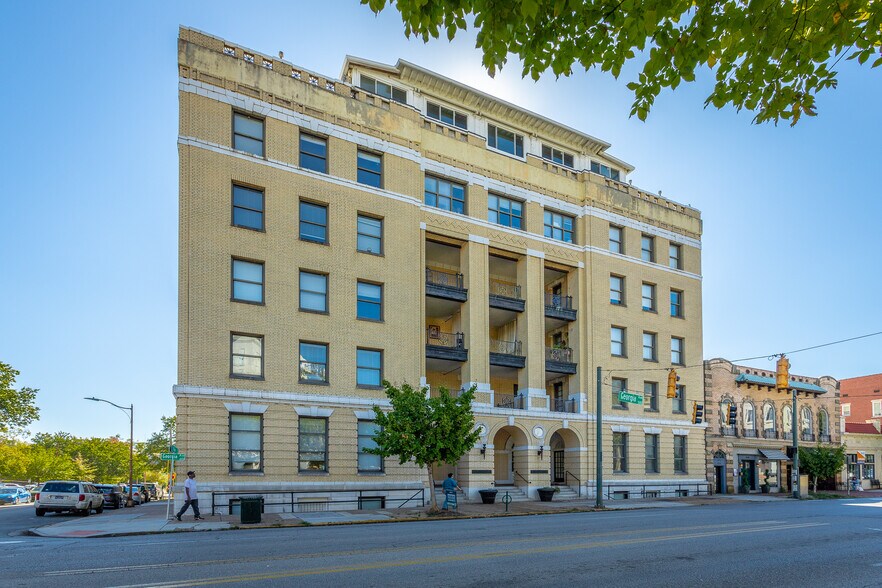 600 Georgia Ave, Chattanooga, TN à louer - Photo du bâtiment - Image 3 de 103