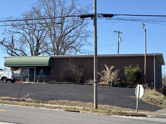 Plus de détails pour 9 E Main St, Ware Shoals, SC - Flex à vendre