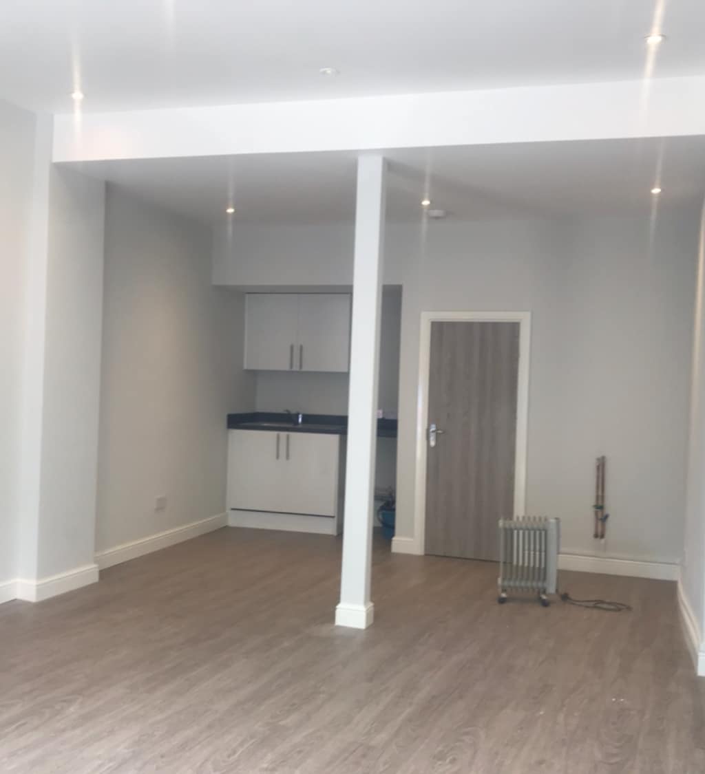 74 Chigwell Rd, London for lease Interior Photo- Image 1 of 1