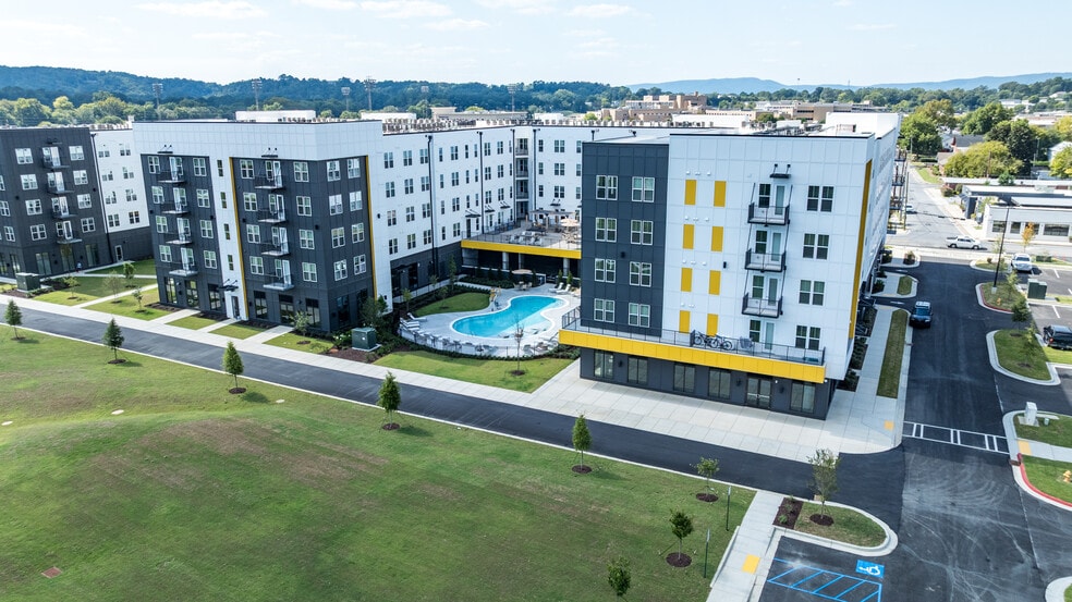 340 W 3rd St SW, Rome, GA à louer - Photo du bâtiment - Image 1 de 25
