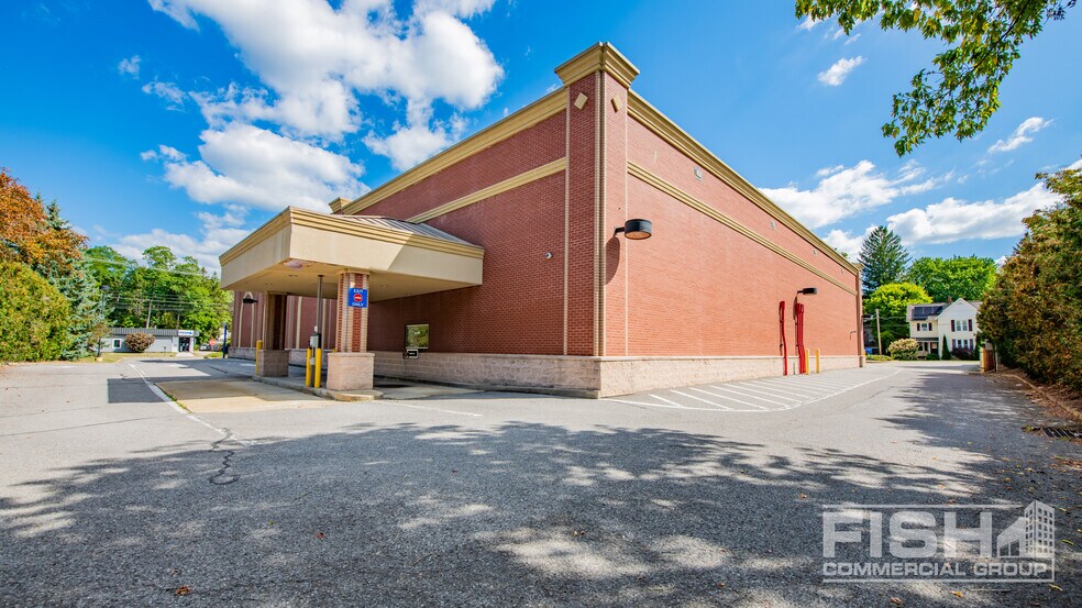 24 East Ave, Wellsboro, PA à louer - Photo du bâtiment - Image 3 de 24