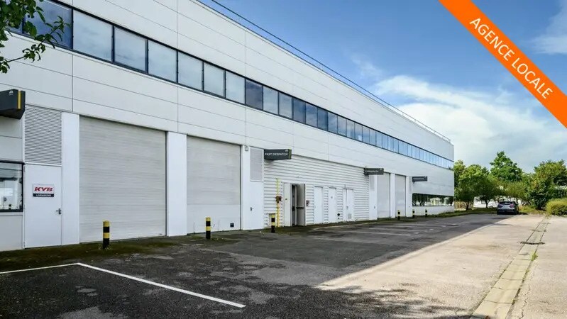 Flex dans Cergy à louer - Photo du bâtiment - Image 2 de 10