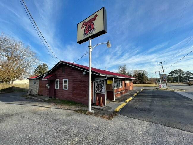 Plus de détails pour 606 Bridgeville Hwy, Seaford, DE - Commerce de détail à vendre