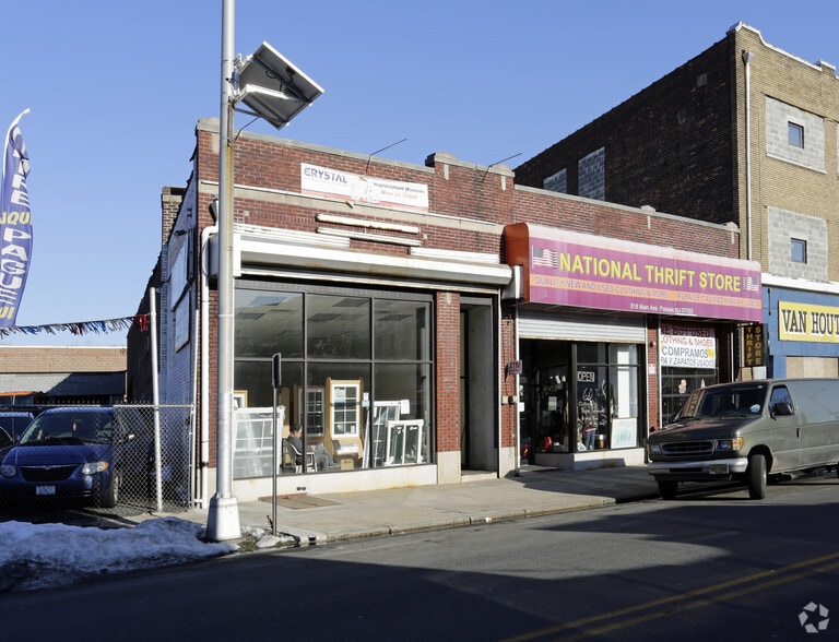 818-820 Main Ave, Passaic, NJ for lease - Building Photo - Image 2 of 4