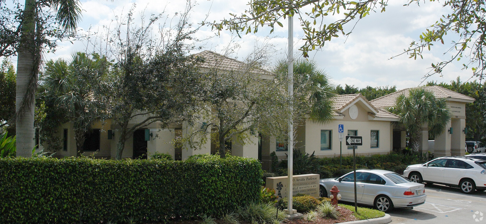 17100 Royal Palm Blvd, Weston, FL for lease Building Photo- Image 1 of 7
