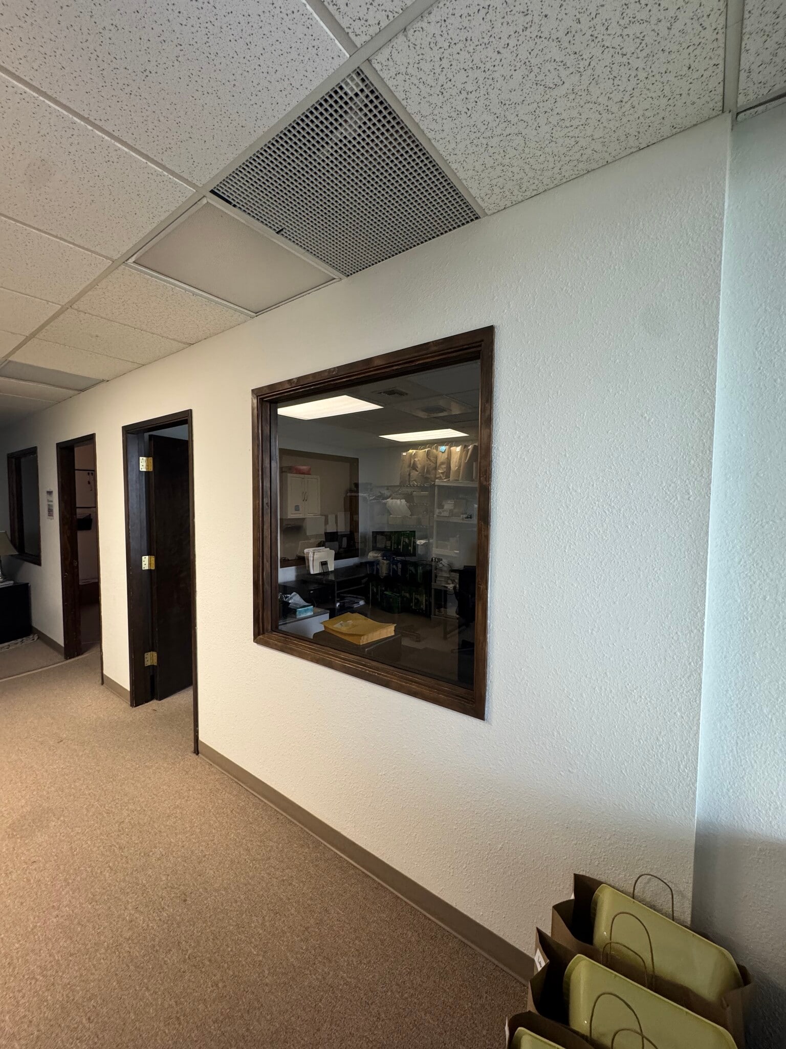 1933-1955 Jadwin Ave, Richland, WA à louer Photo intérieure- Image 1 de 7