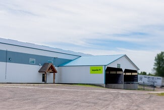 Plus de détails pour 2330 County Road 137, Waite Park, MN - Industriel à louer