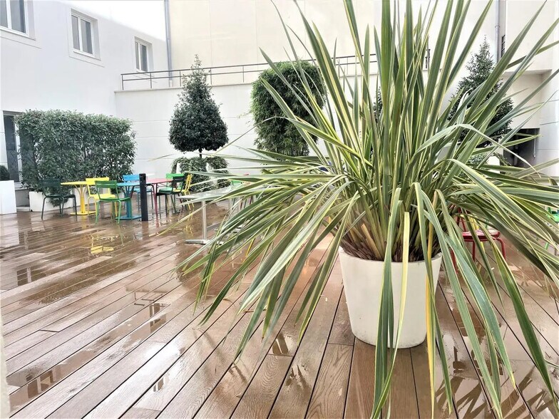 42 Rue De Châteaudun, Paris à louer - Plan d’étage - Image 2 de 7