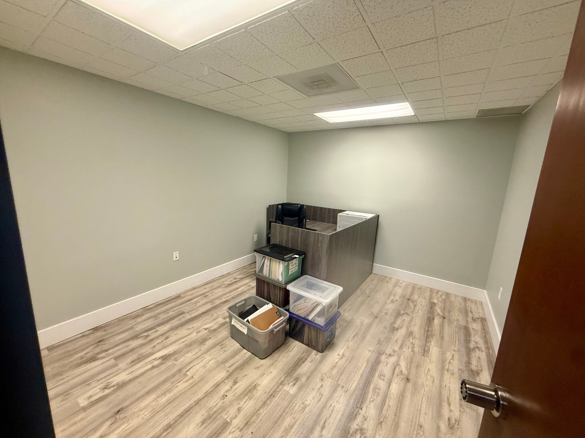 911 S 8th St, Fernandina Beach, FL à louer Photo intérieure- Image 1 de 5