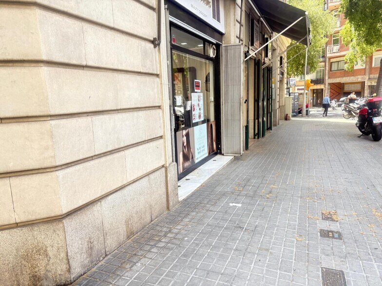 Commerce de détail dans Barcelone, Barcelona à louer - Photo intérieure - Image 1 de 1