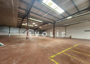 Flex in Corbas for lease Interior Photo- Image 2 of 21