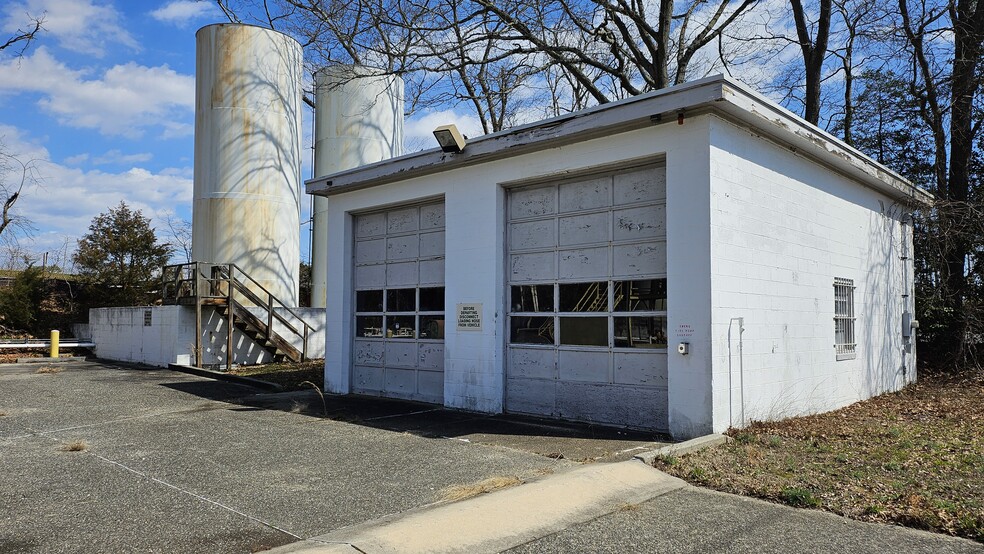 99 Mays Landing road, Somers Point, NJ for sale - Building Photo - Image 1 of 13