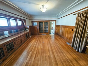 825 College Ave, Santa Rosa, CA à louer Photo intérieure- Image 2 de 5