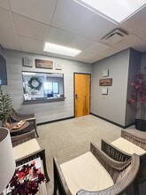 15700 College Blvd, Lenexa, KS à louer Photo intérieure- Image 1 de 6