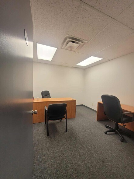 1715 Dickson Ave, Kelowna, BC for sale - Building Photo - Image 1 of 1