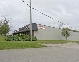 Plus de détails pour 412 Newbold St, London, ON - Industriel à louer
