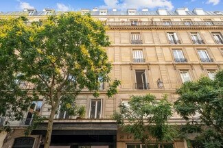 Plus de détails pour Multi-résidentiel à vendre