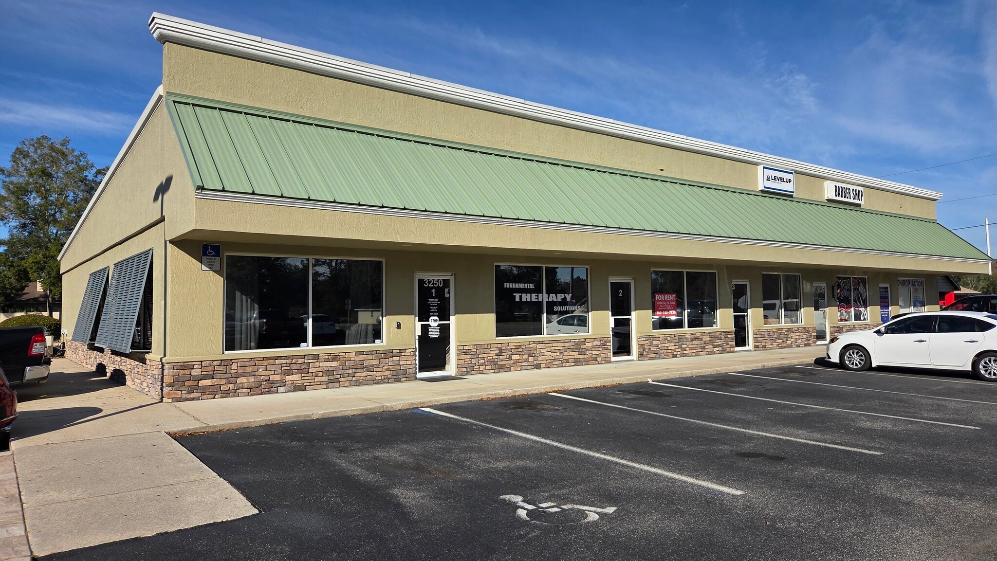 3250 SE 58th Ave, Ocala, FL for lease Primary Photo- Image 1 of 6