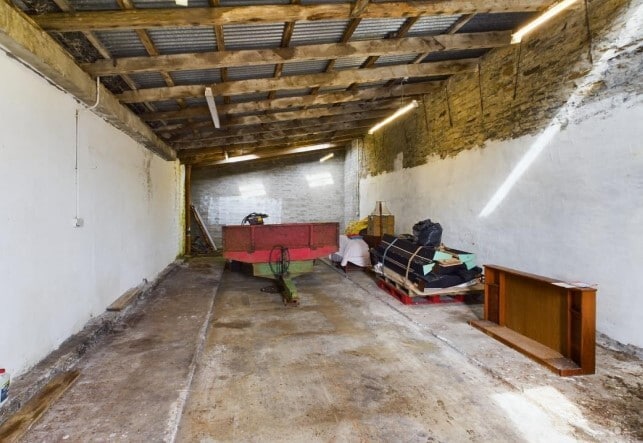 Back Rd, Orkney for sale - Interior Photo - Image 3 of 5