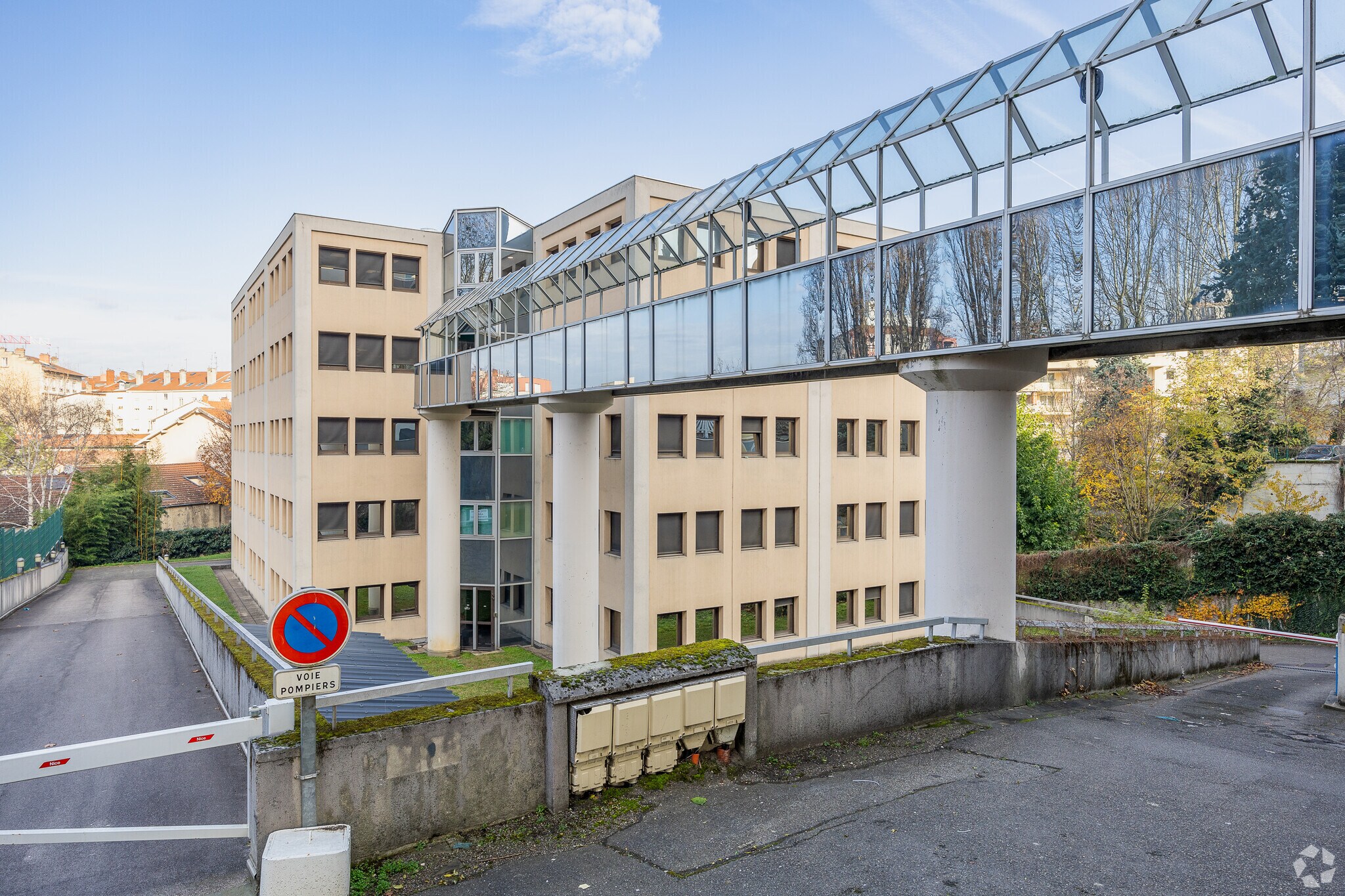31 Place Jules Grandclément, Villeurbanne à louer Photo principale- Image 1 de 4