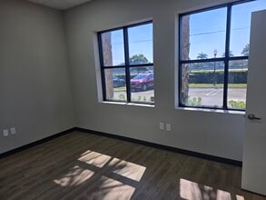 11511-11661 Interchange Cir S, Miramar, FL for lease Interior Photo- Image 2 of 4