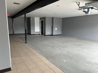 Plus de détails pour 2529 Merrell Rd, Dallas, TX - Bureau, Local d'activités à louer