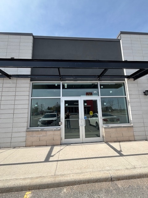 315 Main St, Lucan, ON for lease Interior Photo- Image 1 of 3