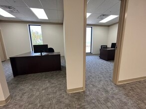 5275 E Trindle Rd, Mechanicsburg, PA à louer Photo intérieure- Image 2 de 5