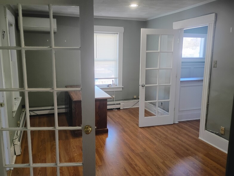 247 Main St, North Reading, MA for lease - Building Photo - Image 3 of 20