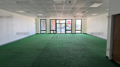 1615 W Highway 76, Branson, MO for lease Interior Photo- Image 2 of 5