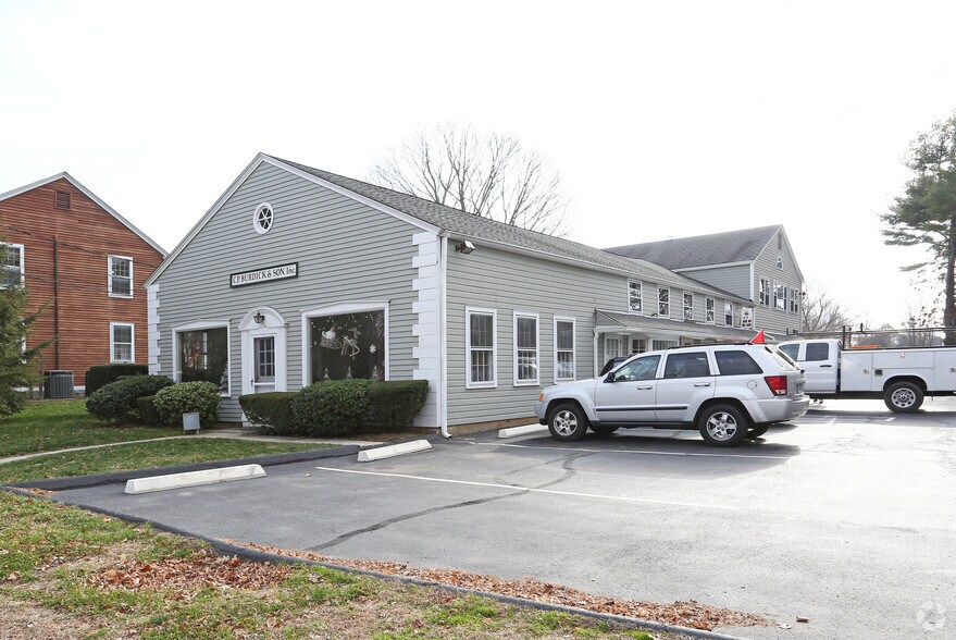 24 Main St, Centerbrook, CT for lease - Building Photo - Image 2 of 7