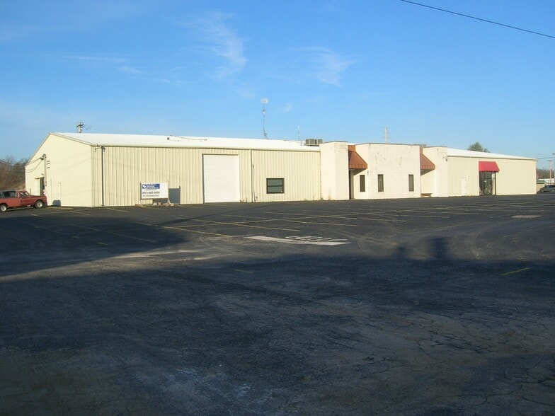 2172 N Fox Hollow Dr, Nixa, MO for lease - Building Photo - Image 1 of 1