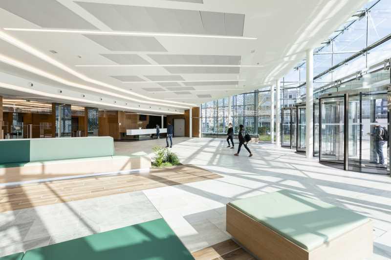 7/9 Avenue Morane Saulnier, Vélizy-Villacoublay for lease - Building Photo - Image 3 of 13