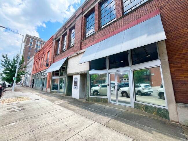 Plus de détails pour 2121 1st Ave N, Birmingham, AL - Bureau à vendre