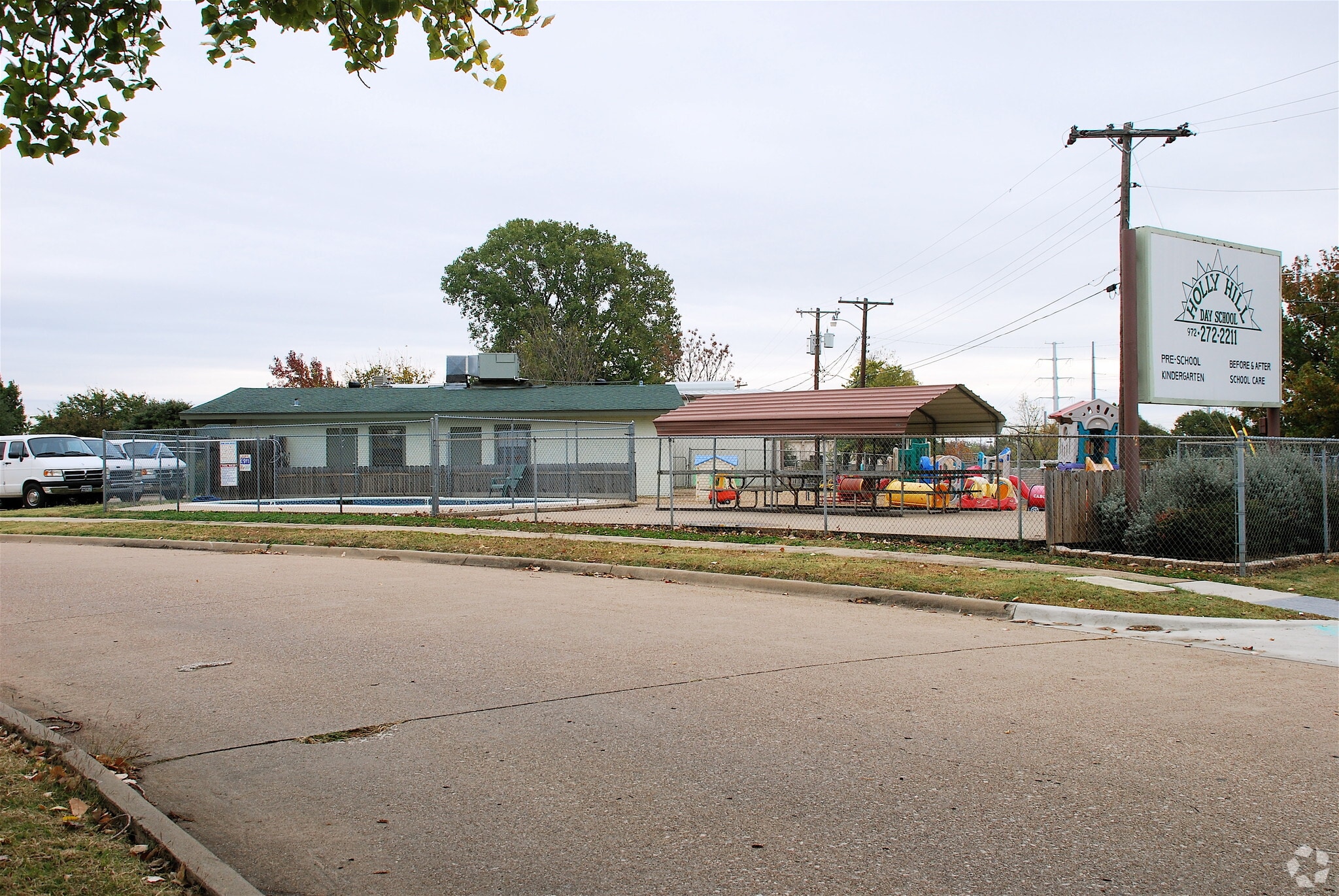 2418 College Ave, Garland, TX à louer Photo principale- Image 1 de 29