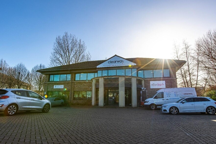 Anchor Blvd, Dartford for lease - Building Photo - Image 3 of 12