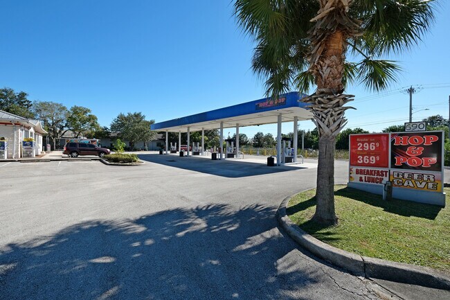 More details for 690 Eyster Blvd, Rockledge, FL - Retail for Sale