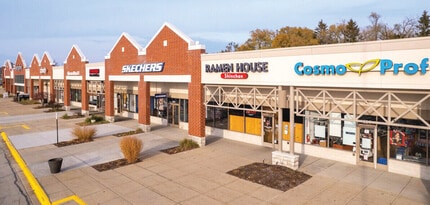 701 N Milwaukee Ave, Vernon Hills, IL à louer Photo du bâtiment- Image 2 de 6