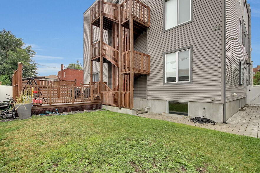 69-71 Donald St, Ottawa, ON à vendre - Photo du bâtiment - Image 2 de 7