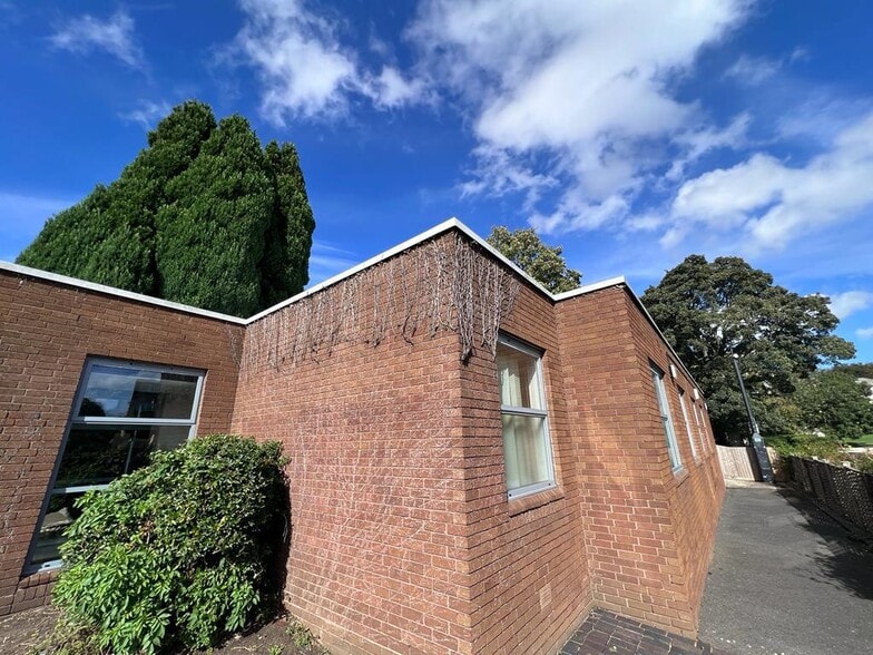 Priory Gdns, Dunstable à vendre - Photo du bâtiment - Image 3 de 26