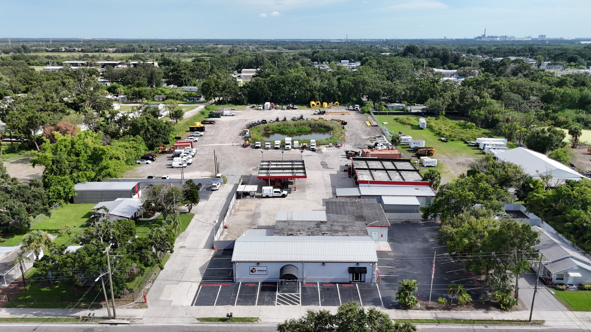7001 Gibsonton Dr, Gibsonton, FL à vendre Photo du bâtiment- Image 1 de 18